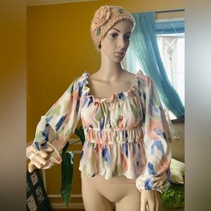 CUTE NWT SOFIA BRAND OFF THE SHOULDER BLOUSE Puff Sleeve SMALL, fits medium